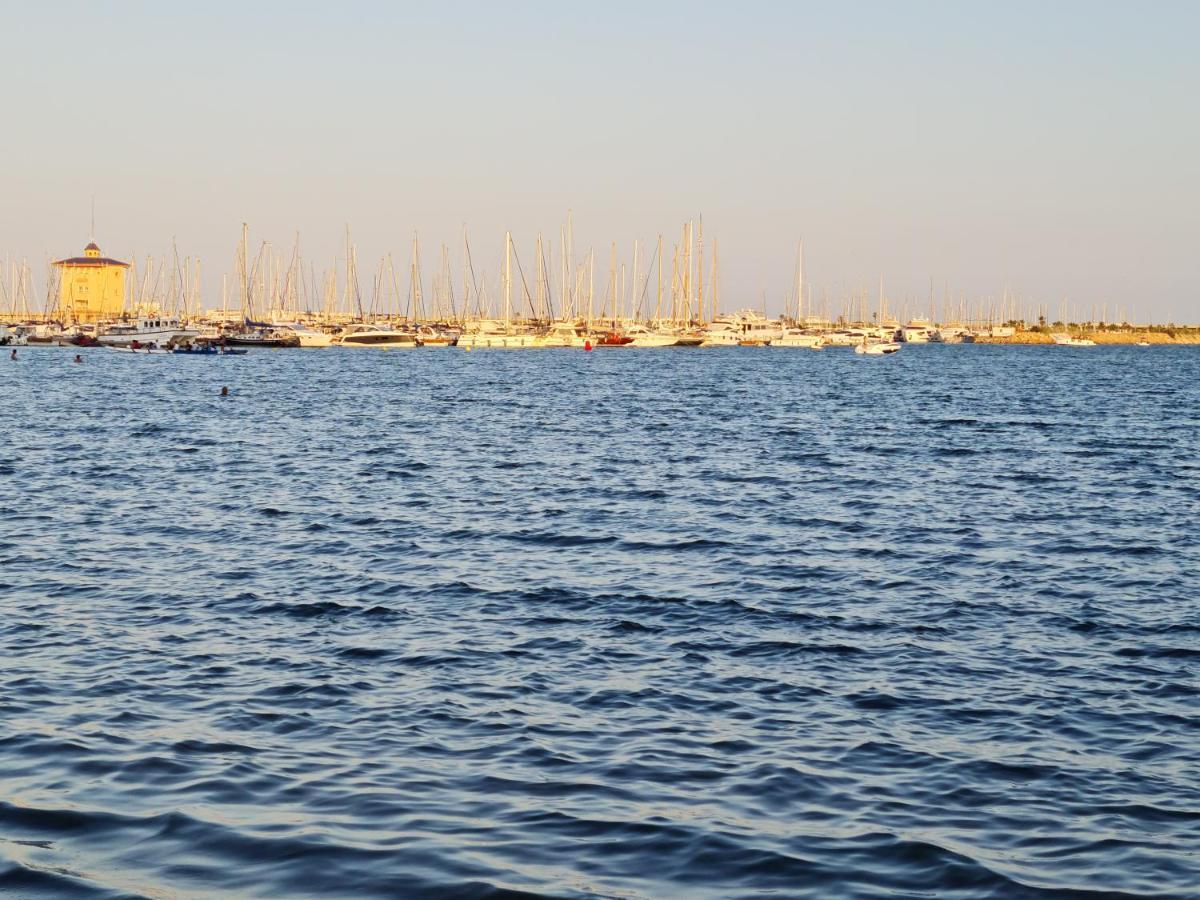 شقة Sol Y Mar Entre Playas تورّيفيِخا المظهر الخارجي الصورة